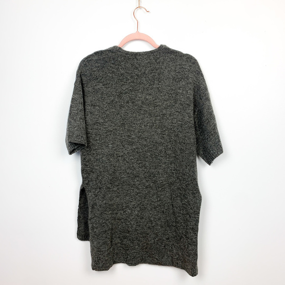 Cynthia Rowley Short Sleeve V-Neck Gray Sweater - Picture 7 of 9